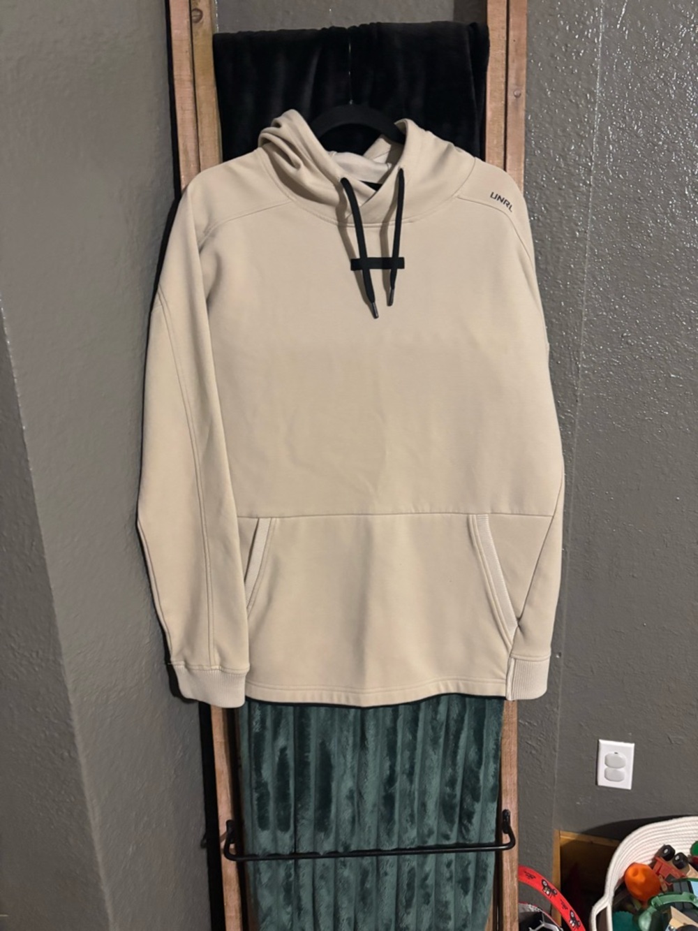 Men’s UNRL Cream Pullover Hoodie